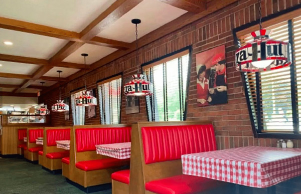 Pizza Hut Buffet Prices 2024: Lunch, Dinner Hours and All-You-Can-Eat ...